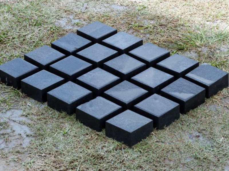 Polished Black Granite Cobblestone With Chamfered Edge